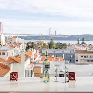 Tejo River View Nearby Belem Apartment